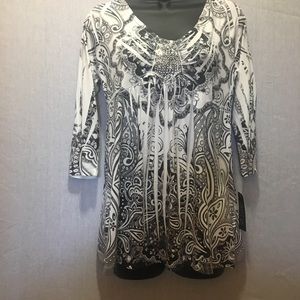 *3 for $20* Apt. 9 Paisley & Floral Top